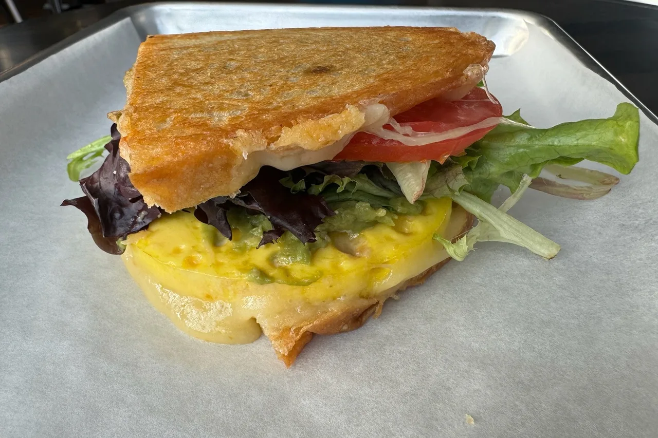 Well Met Cafe photo 4